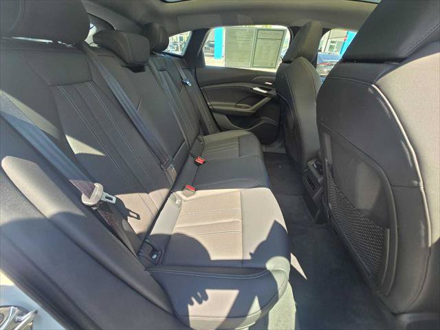 Used 2025 Audi A6 e-tron Premium Plus AWD/4WD image 12