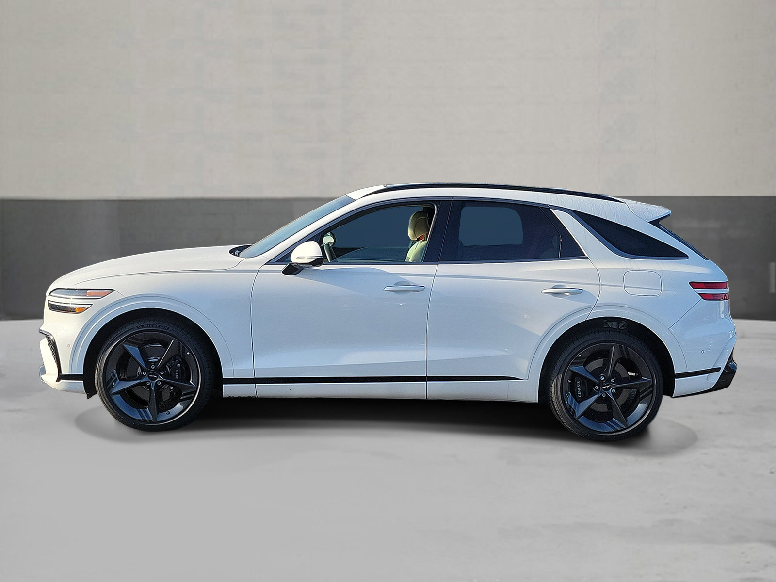 Certified 2026 Genesis GV70 3.5T Sport Prestige AWD/4WD image 3