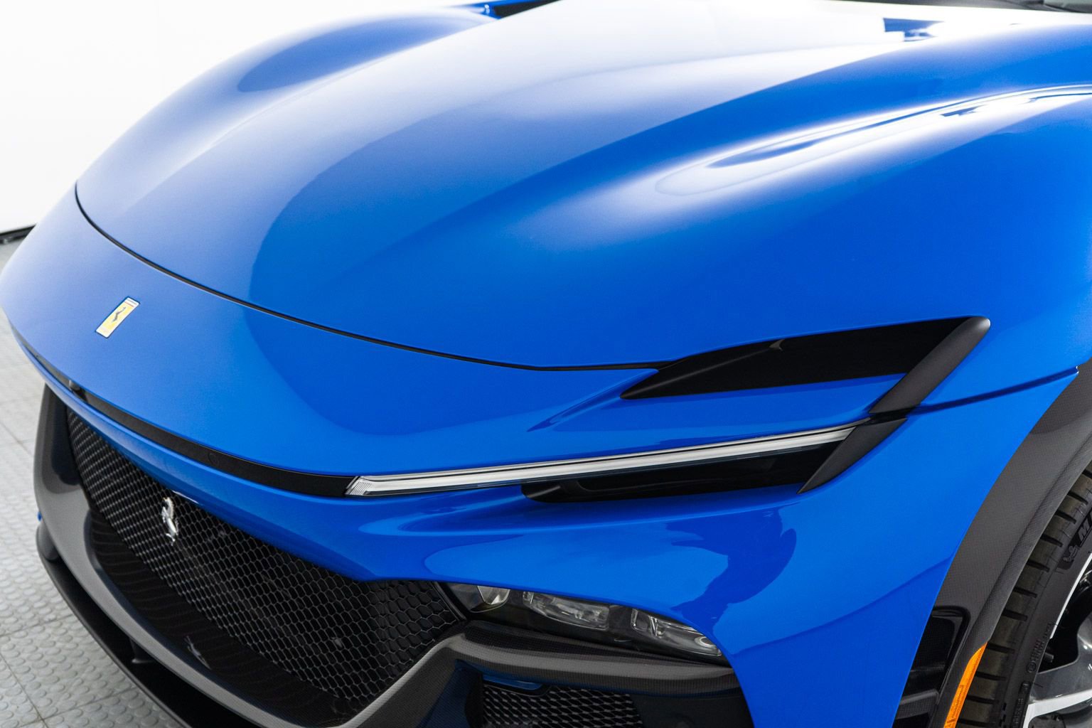 Certified 2025 Ferrari Purosangue image 12