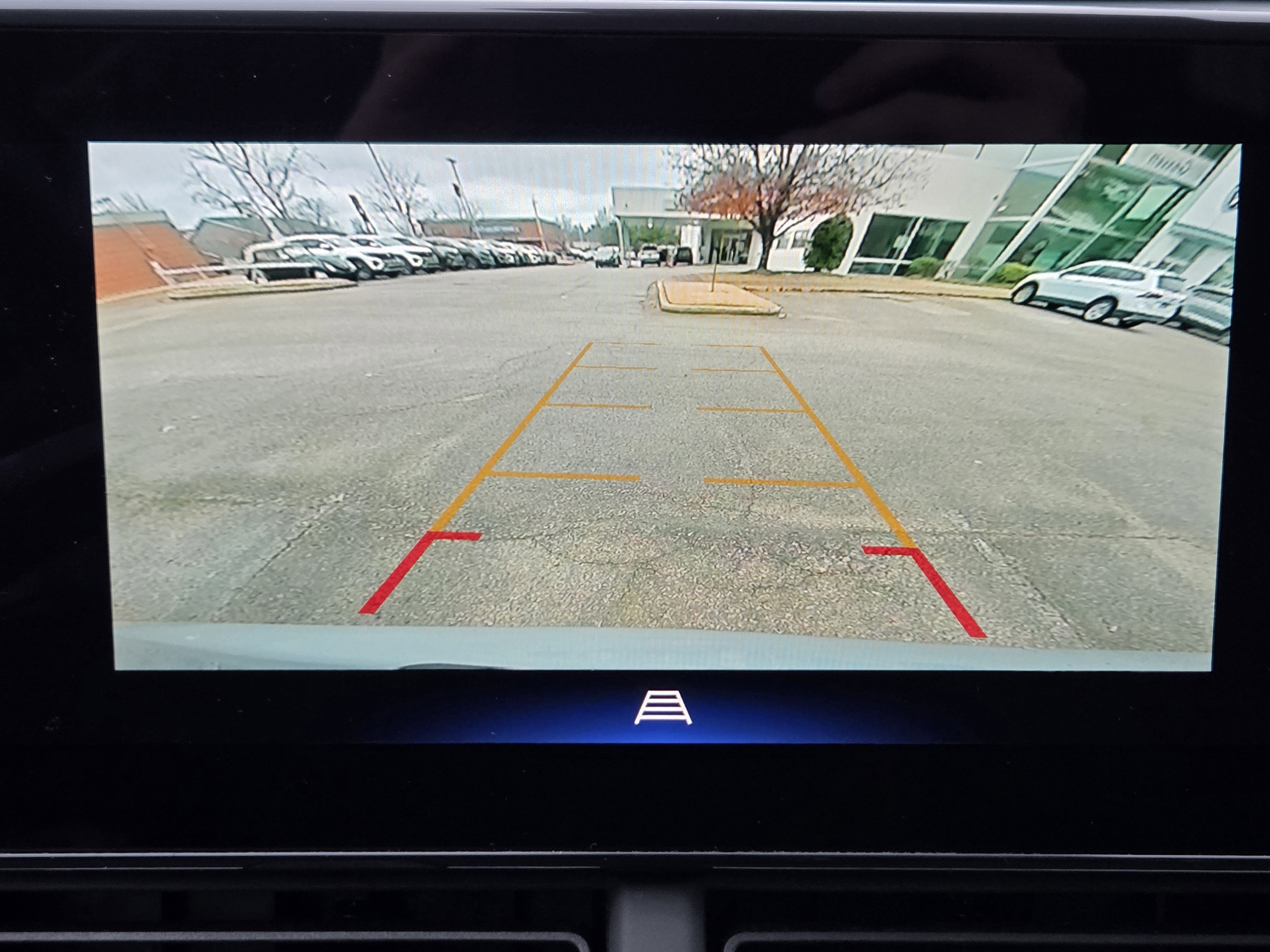 Used 2024 Chevrolet Trax LT w/ Driver Confidence Package image 13