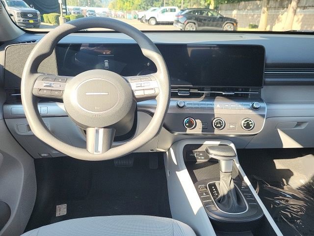 New 2026 Hyundai Kona SE image 13