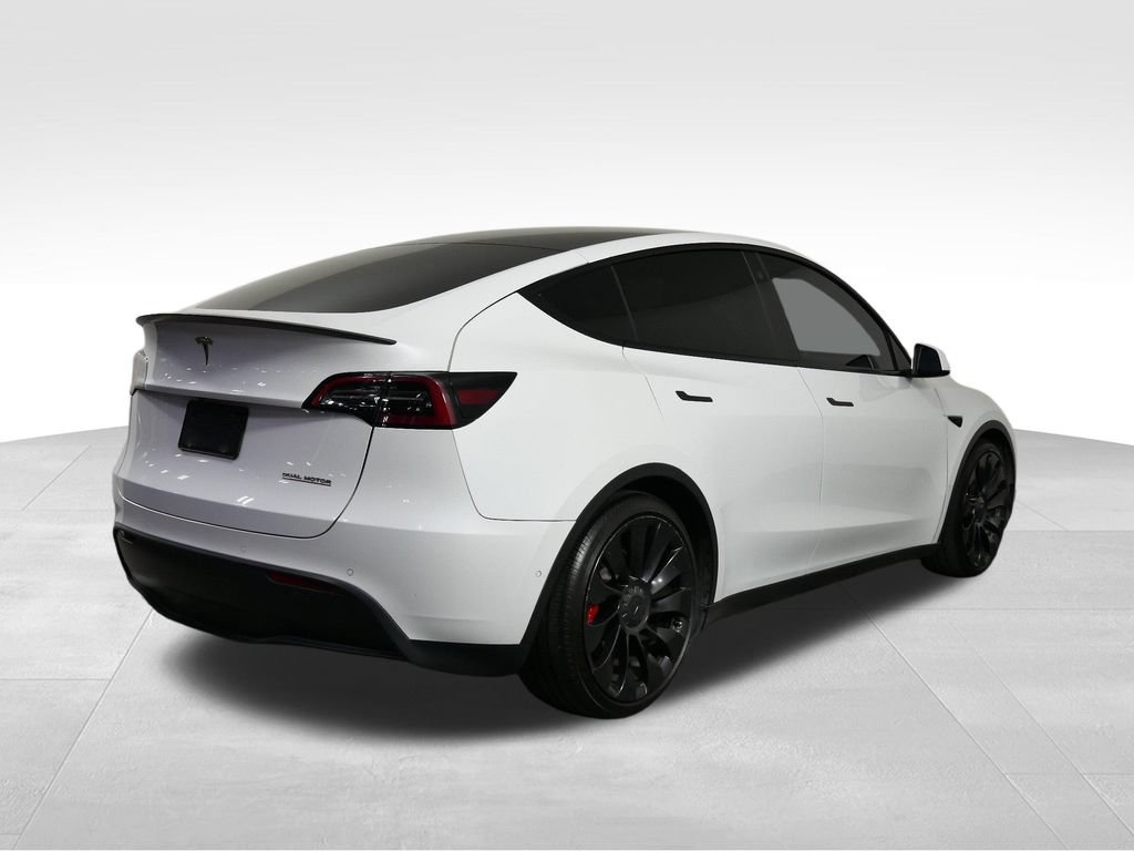 Used 2022 Tesla Model Y Performance AWD/4WD image 10