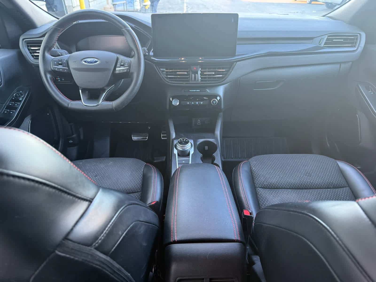 Used 2024 Ford Escape ST-Line w/ Tech Pack #1 AWD/4WD image 17