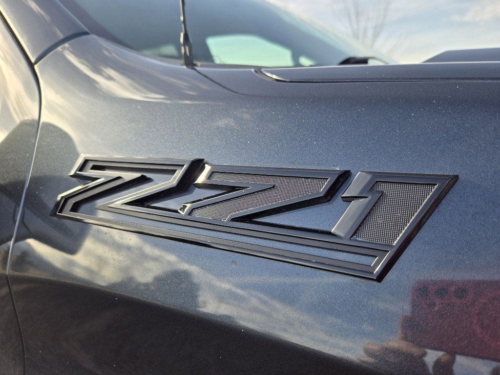 Used 2022 Chevrolet Silverado 1500 LT Trail Boss w/ LPO, Dark Essentials Package image 4