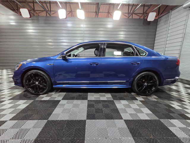 Used 2017 Volkswagen Passat 1.8T R-Line image 8