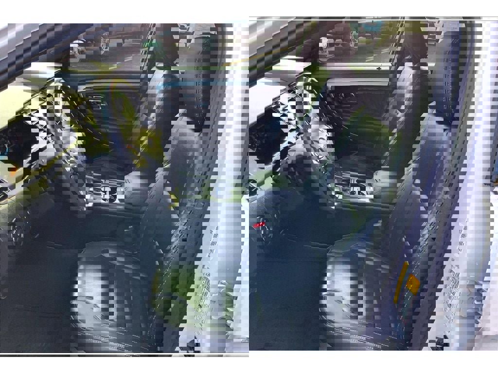 Used 2019 Ford Taurus SEL w/ Equipment Group 201A image 26