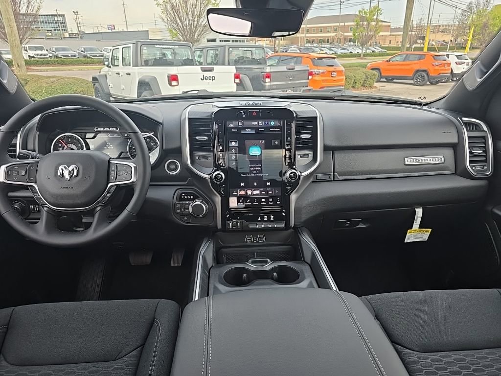 New 2026 RAM 1500 4x4 Crew Cab image 23