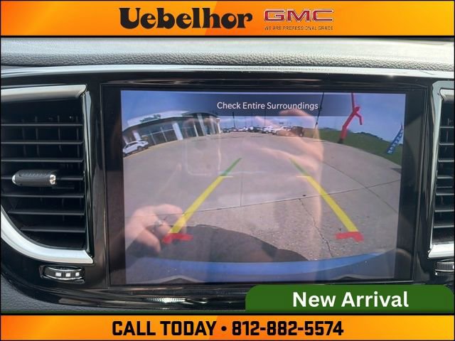 Used 2024 Chrysler Pacifica Limited image 28