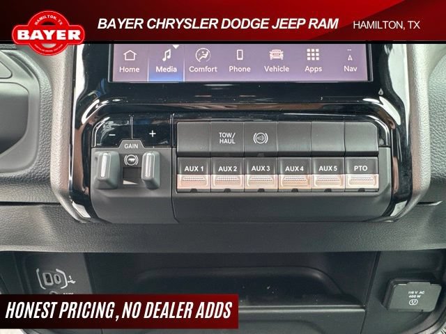 New 2026 RAM 3500 Big Horn AWD/4WD image 26