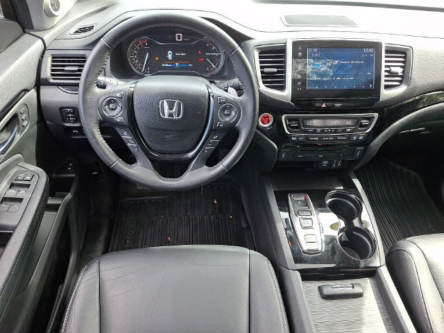 Used 2017 Honda Pilot Touring image 13