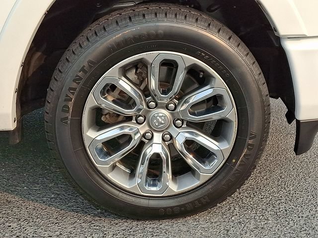 Used 2022 RAM 1500 Laramie w/ Sport Appearance Package AWD/4WD image 11