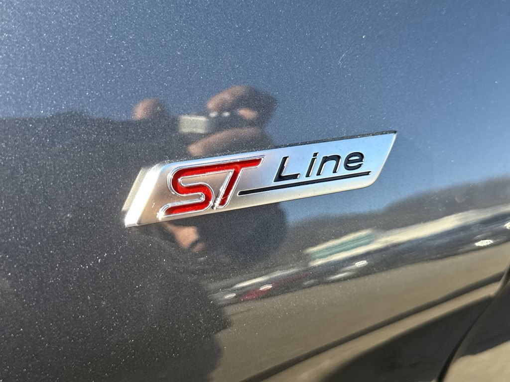 Used 2026 Ford Explorer ST-Line w/ ST-Line Street Pack image 32