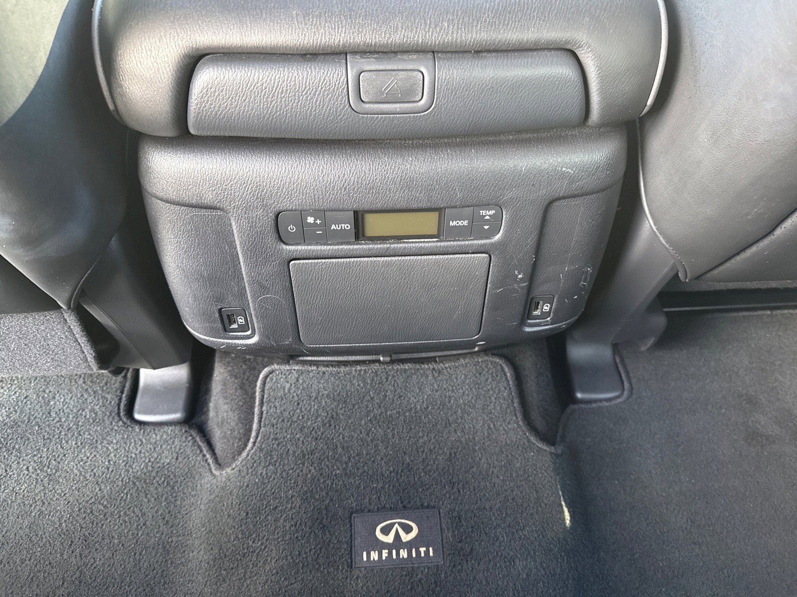 Used 2023 INFINITI QX80 Luxe w/ Cargo Package RWD image 15