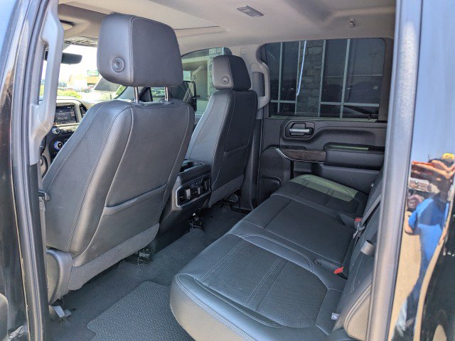 Used 2020 GMC Sierra 2500 Denali w/ Denali Ultimate Package AWD/4WD image 24