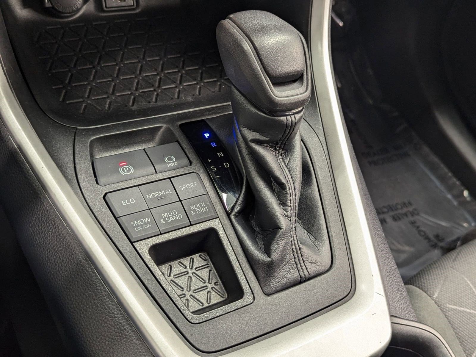 Used 2023 Toyota RAV4 XLE image 13