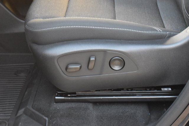 New 2026 Chevrolet Traverse LT w/ Driver Confidence Package image 17