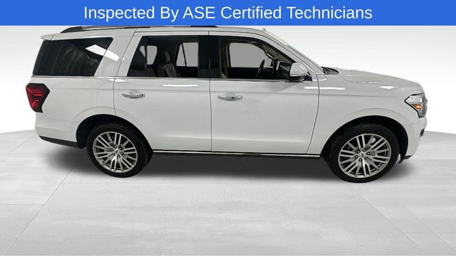 Used 2024 Ford Expedition Limited image 2