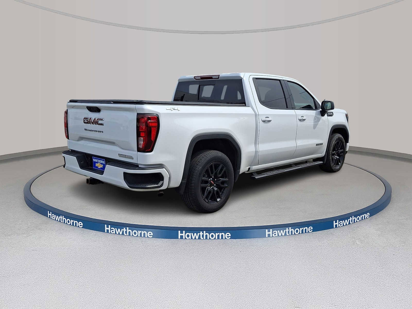 Used 2023 GMC Sierra 1500 Elevation w/ Preferred Package image 6