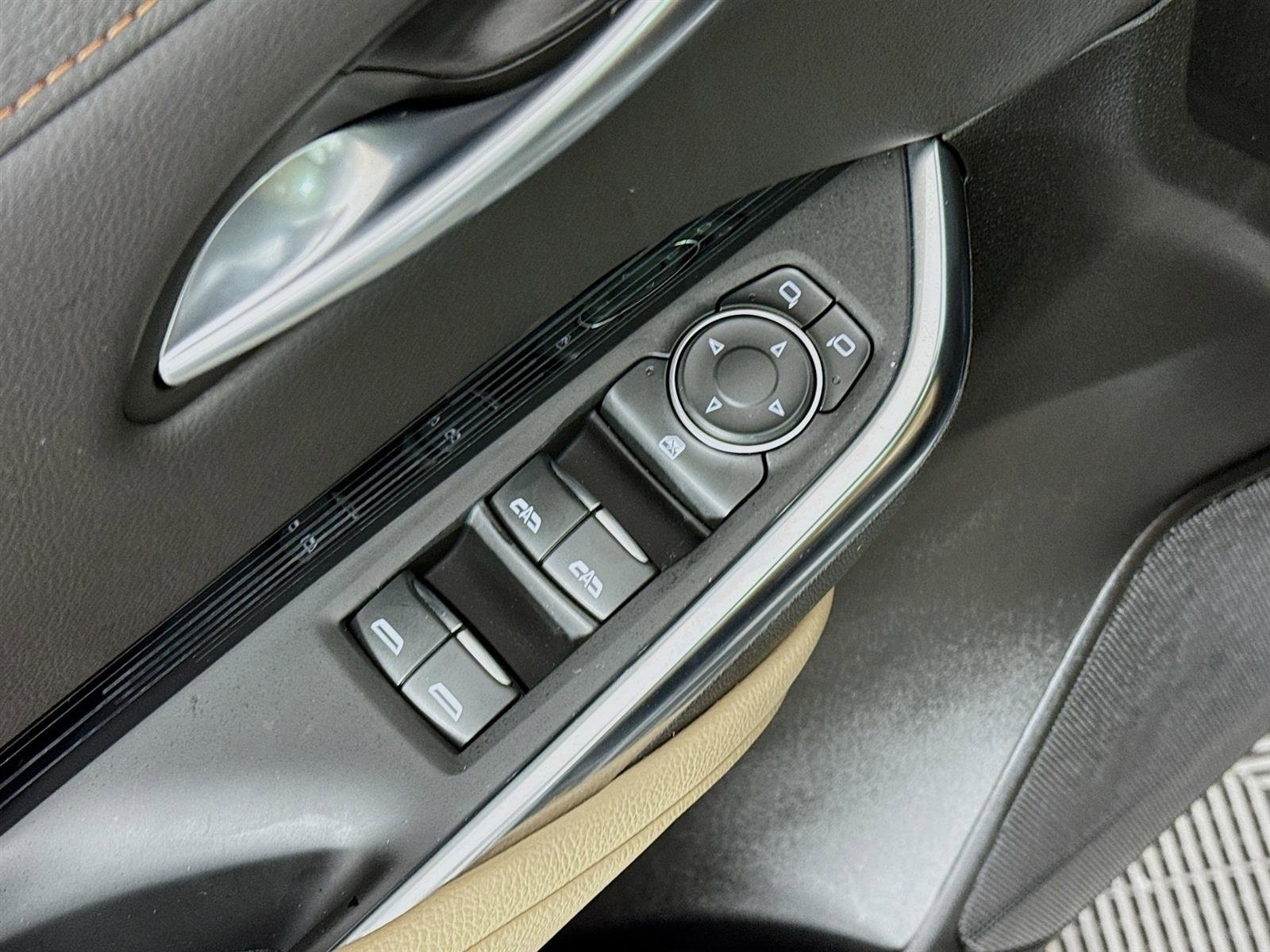 Used 2024 Cadillac XT4 Luxury w/ Cold Weather Package image 20