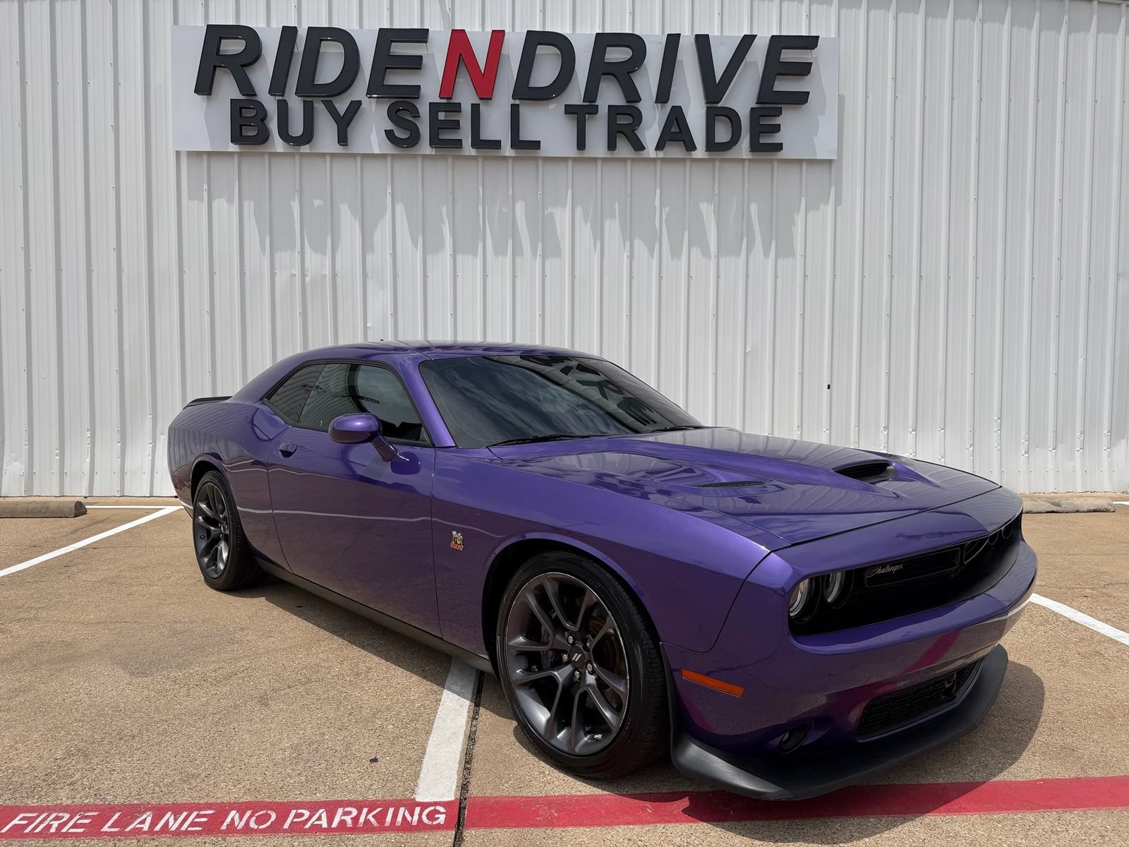 Used 2023 Dodge Challenger R/T Scat Pack w/ Plus Package RWD image 9