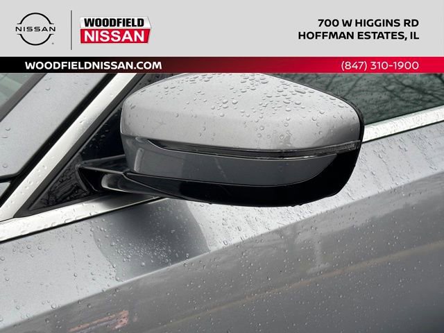 Used 2024 BMW 330i xDrive 330i xDrive image 9