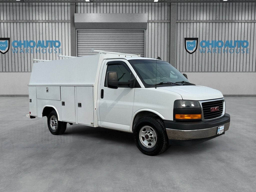 Used 2019 GMC Savana 3500 w/ Power Convenience Package RWD image 3