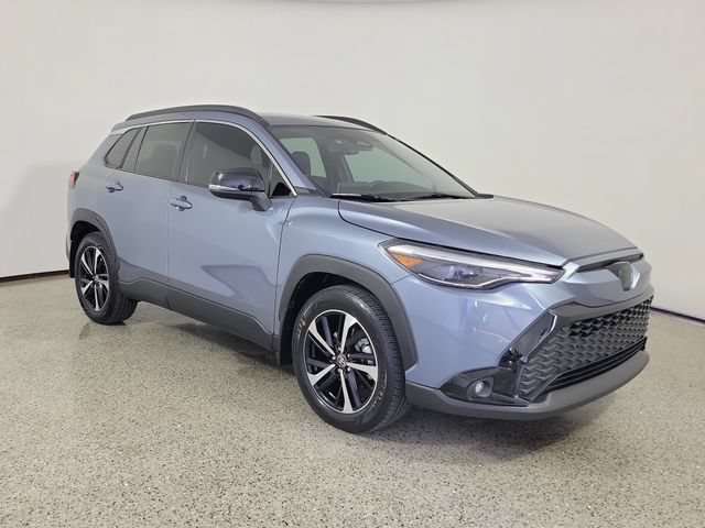 Used 2025 Toyota Corolla Cross AWD Hybrid w/ Convenience Package image 4