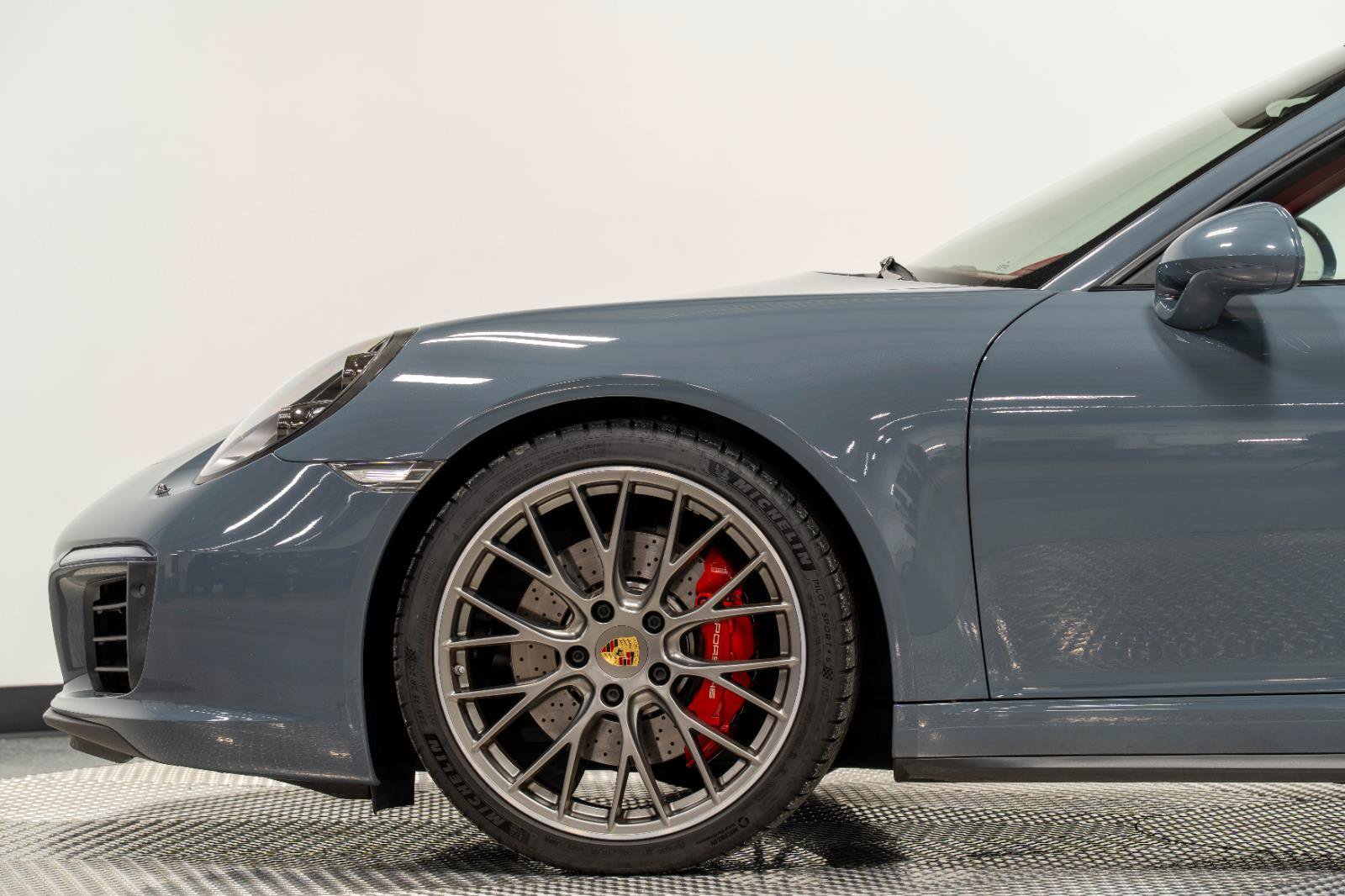 Used 2017 Porsche 911 Targa 4S AWD/4WD image 10