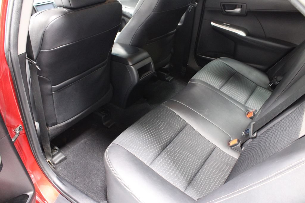 Used 2012 Toyota Camry SE FWD image 13