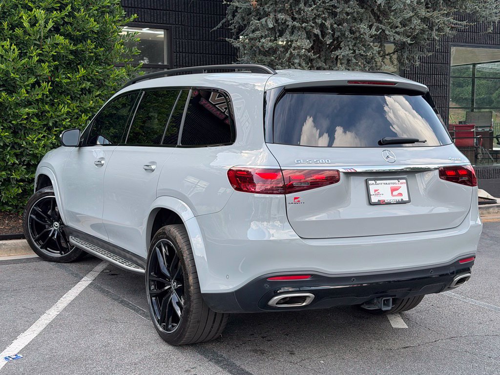 Used 2024 Mercedes-Benz GLS 580 4MATIC image 19