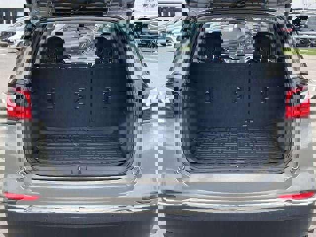 Used 2018 Chevrolet Equinox LT image 28