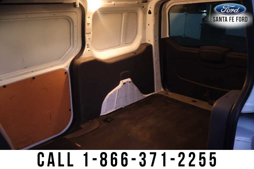 Used 2021 Ford Transit Connect XLT image 19