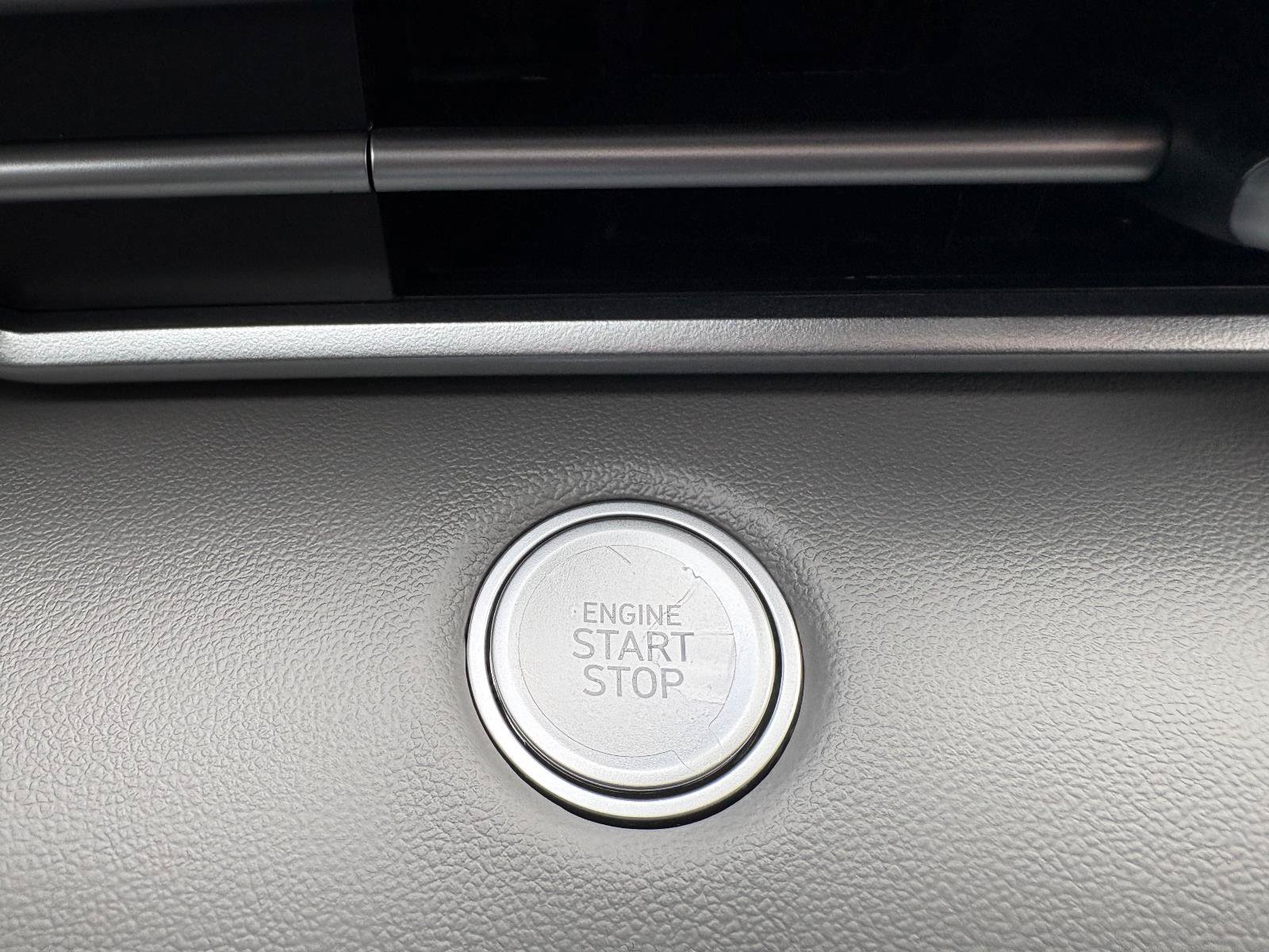 New 2025 Hyundai Elantra Sport FWD image 29