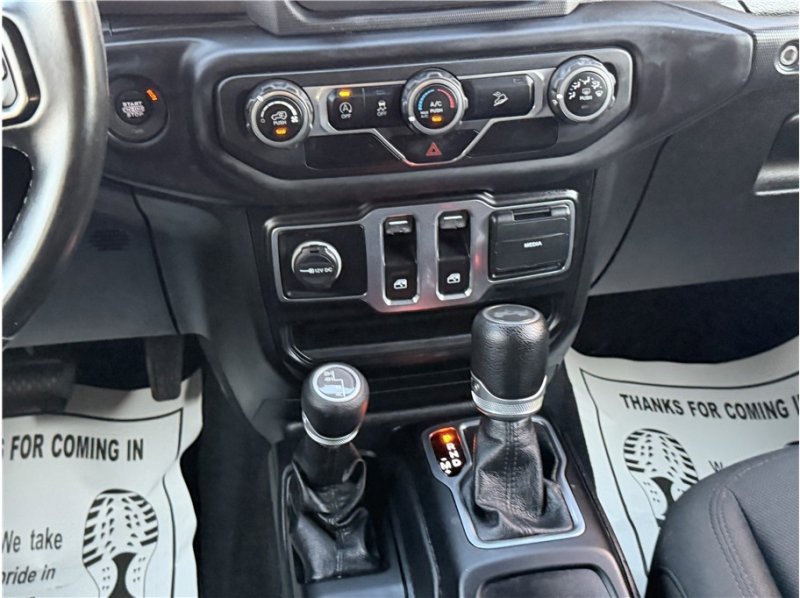 Used 2020 Jeep Wrangler Sport image 35