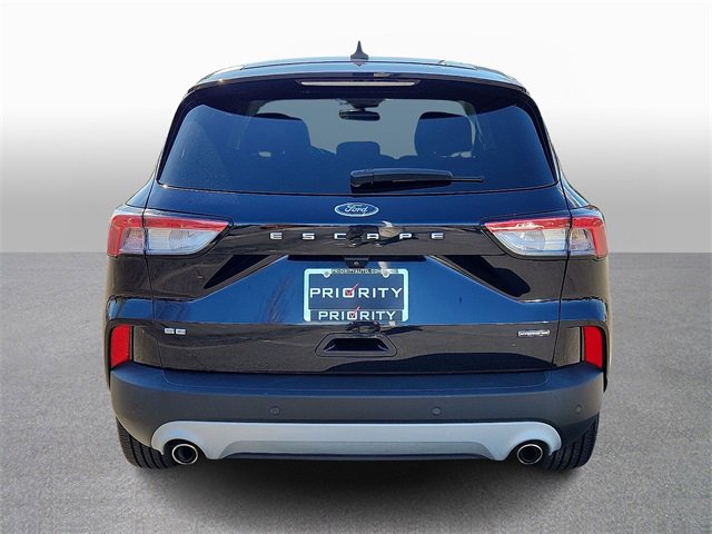 Used 2021 Ford Escape SE image 5