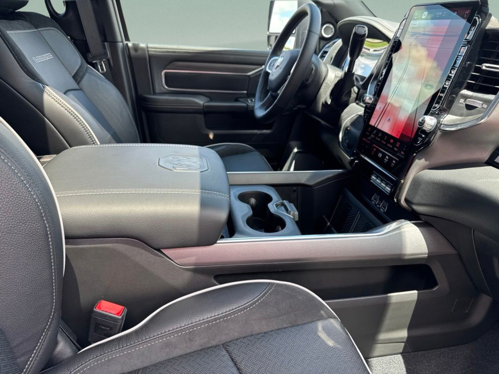 New 2026 RAM 2500 Laramie AWD/4WD image 40
