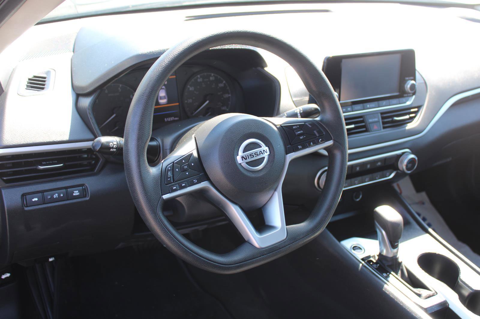 Used 2022 Nissan Altima 2.5 S image 9