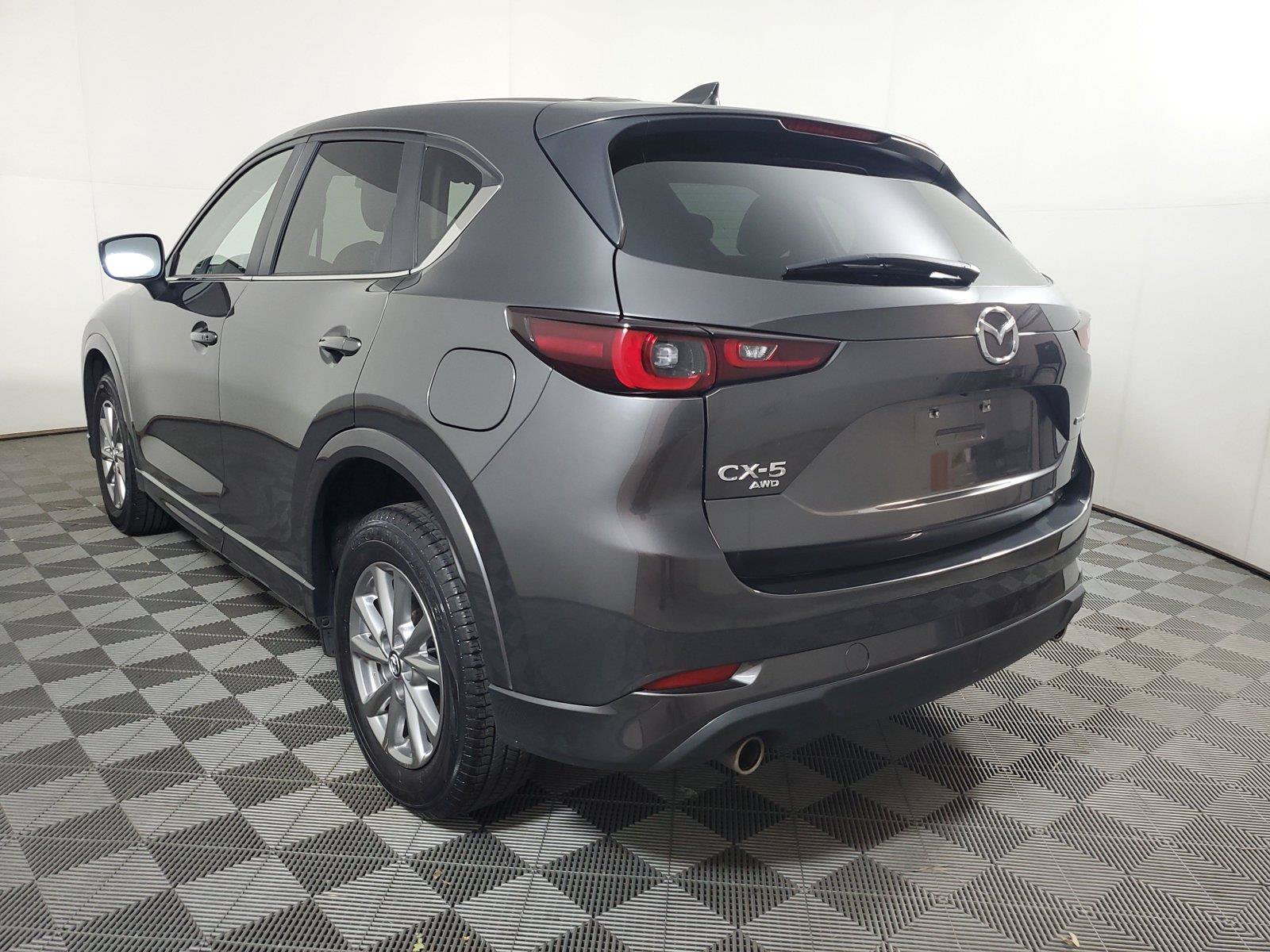 Certified 2025 MAZDA CX-5 AWD 2.5 S w/ Select Package image 6