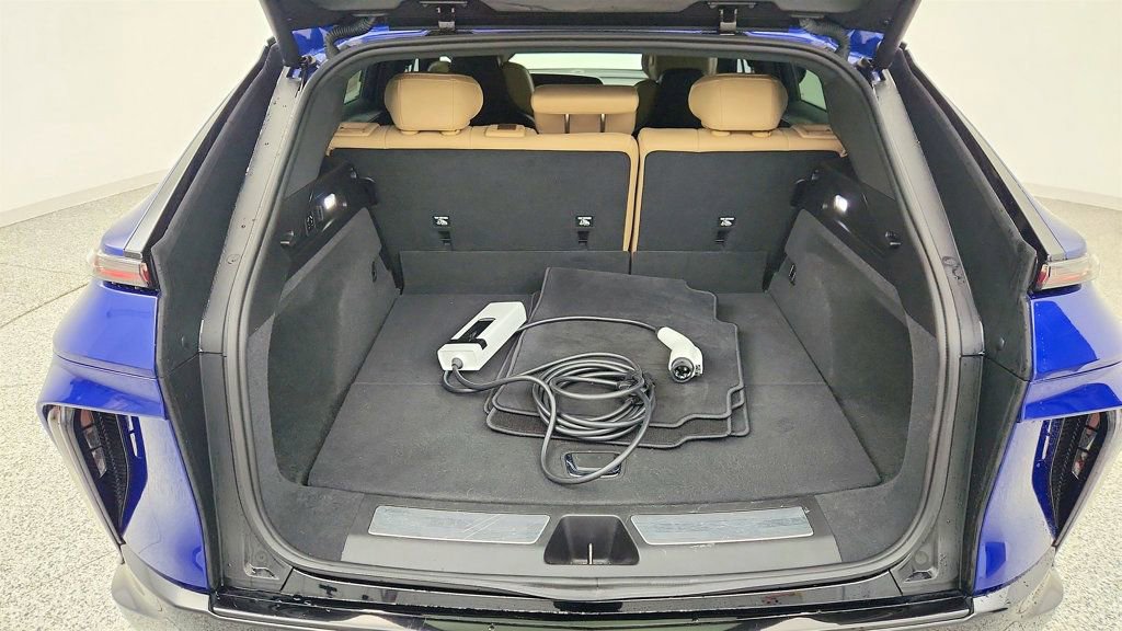 Used 2024 Cadillac Lyriq Sport w/ Nappa Leather Package image 22