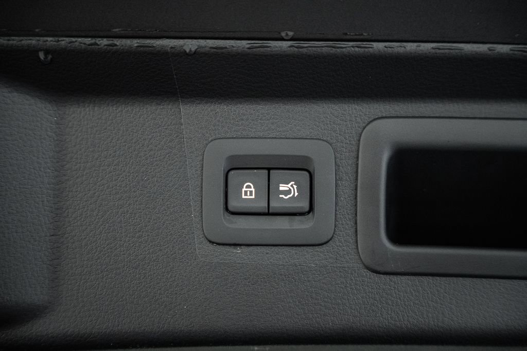 Used 2025 MAZDA CX-50 AWD 2.5 S w/ Premium Package image 14