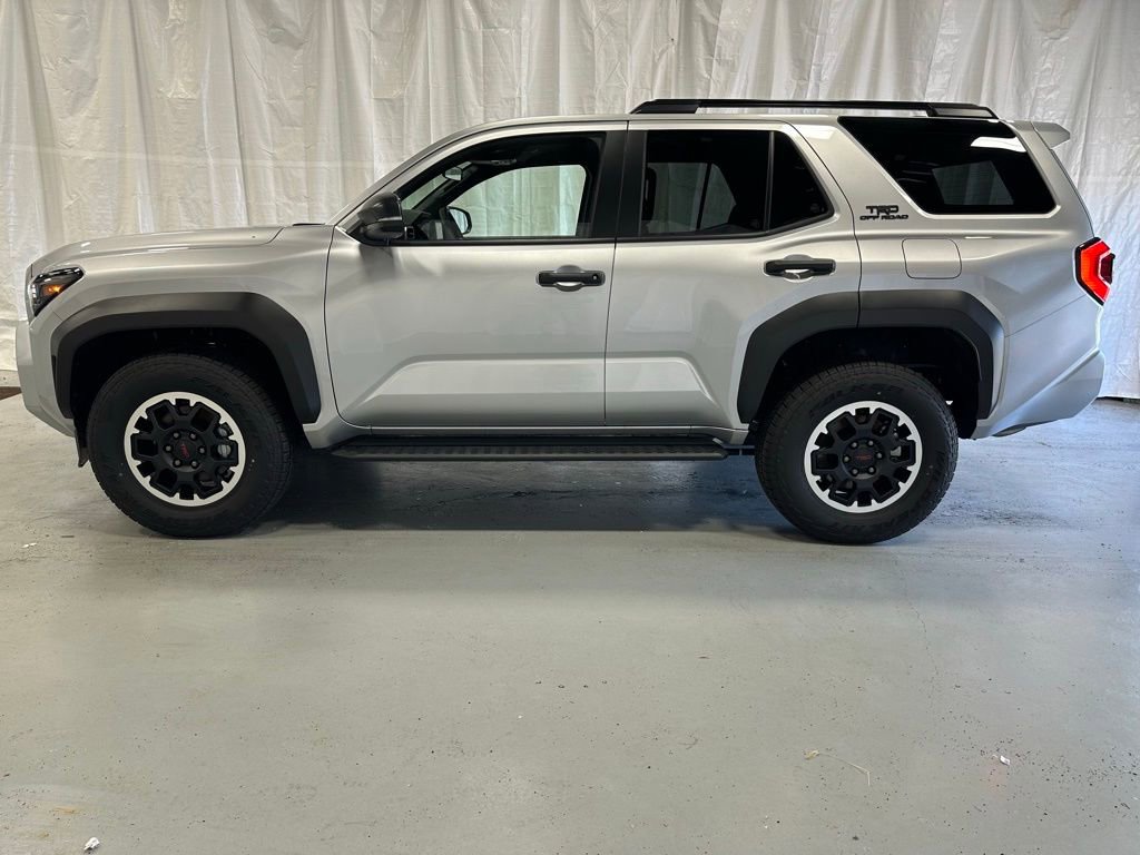 Used 2025 Toyota 4Runner TRD Off-Road image 4