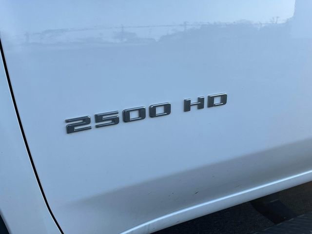 Used 2022 Chevrolet Silverado 2500 LT w/ Convenience Package image 12