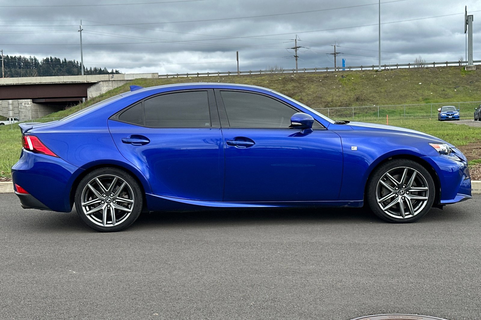 Used 2016 Lexus IS 350 w/ F Sport Package image 2