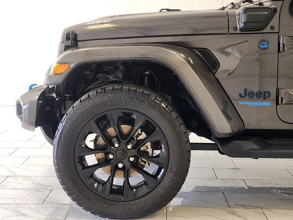 Used 2021 Jeep Wrangler Unlimited Sahara AWD/4WD image 8