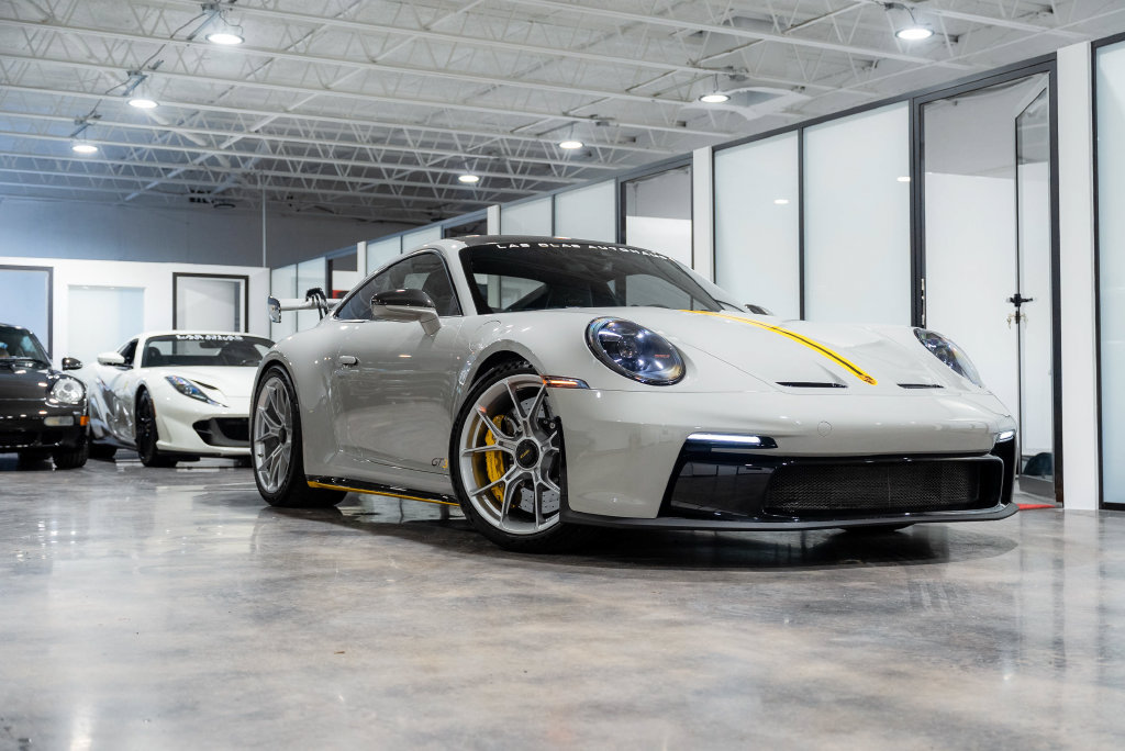 Used 2022 Porsche 911 GT3 RWD image 2