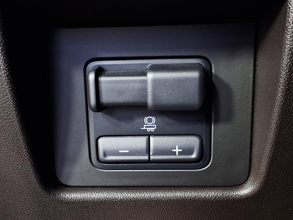 Used 2023 GMC Canyon Elevation w/ Elevation Premium Package image 23