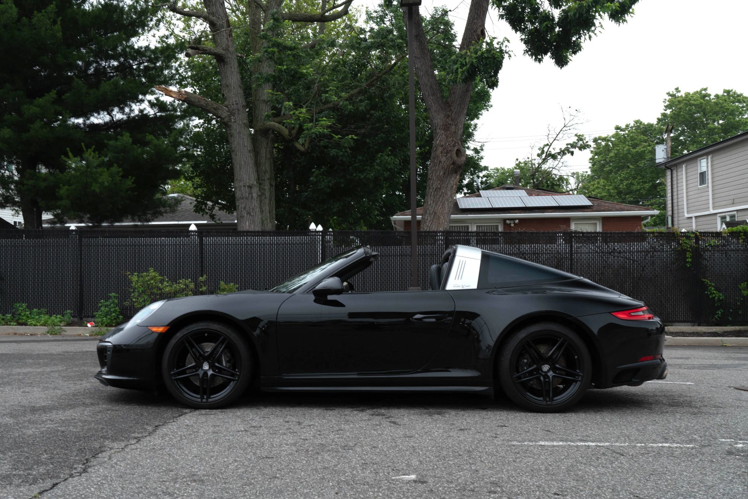 Used 2018 Porsche 911 Targa 4 image 15