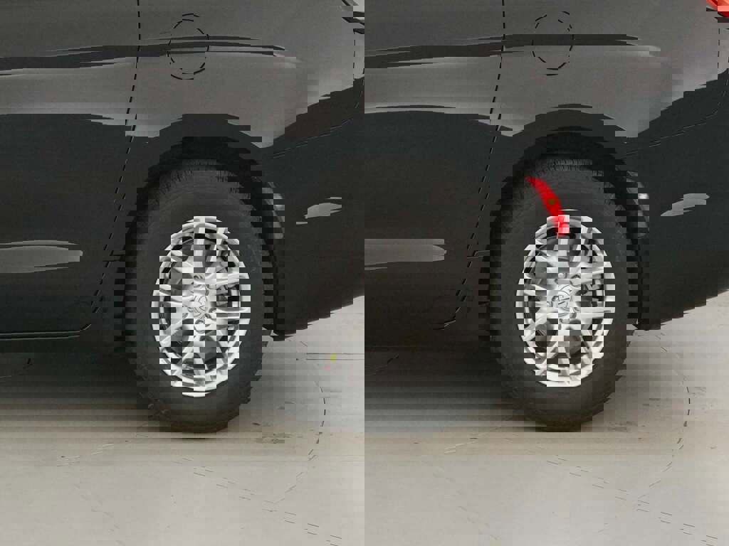 New 2026 Chrysler Pacifica Select image 30