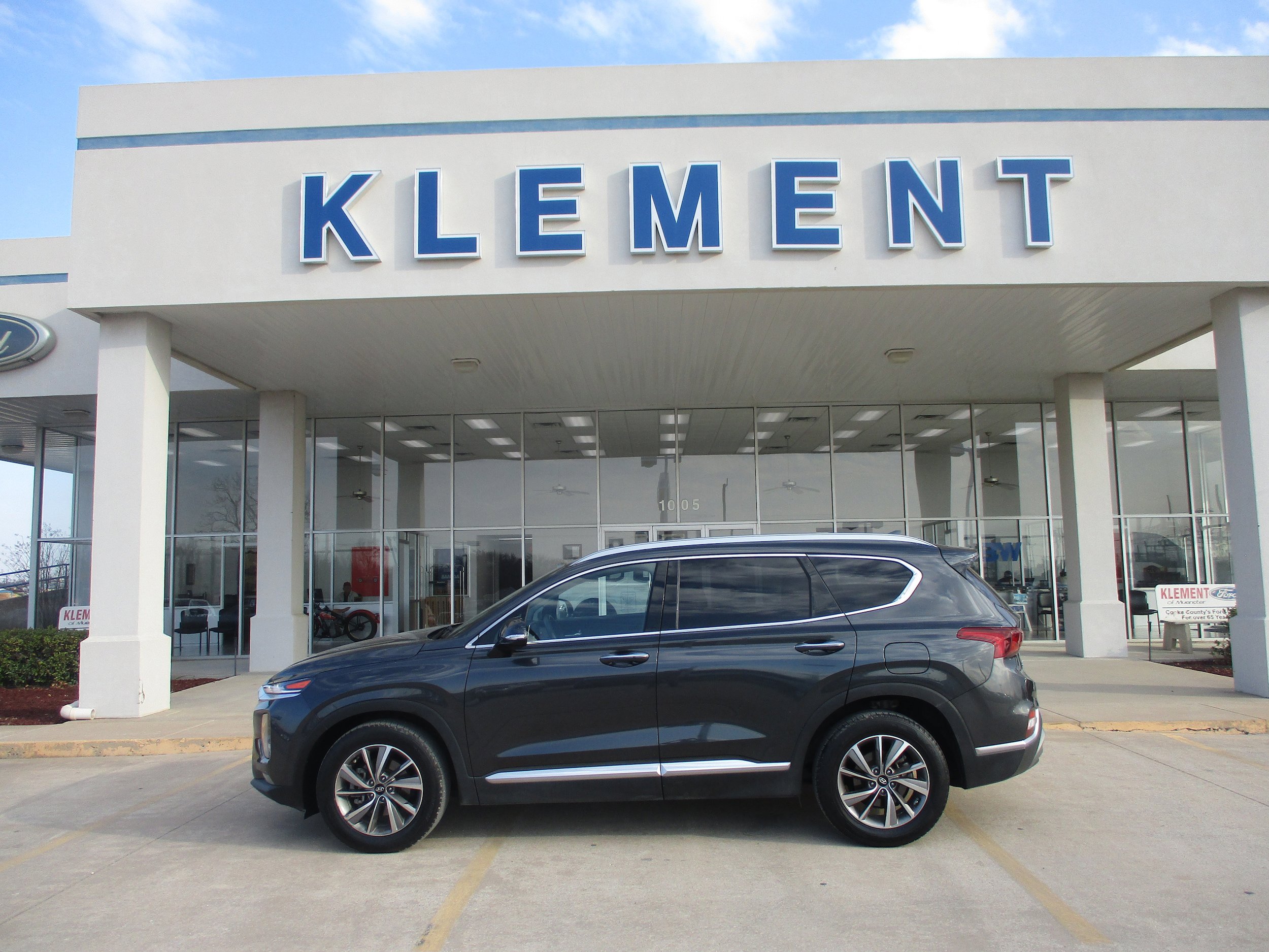 Used 2020 Hyundai Santa Fe SEL w/ Convenience + Premium Package image 1