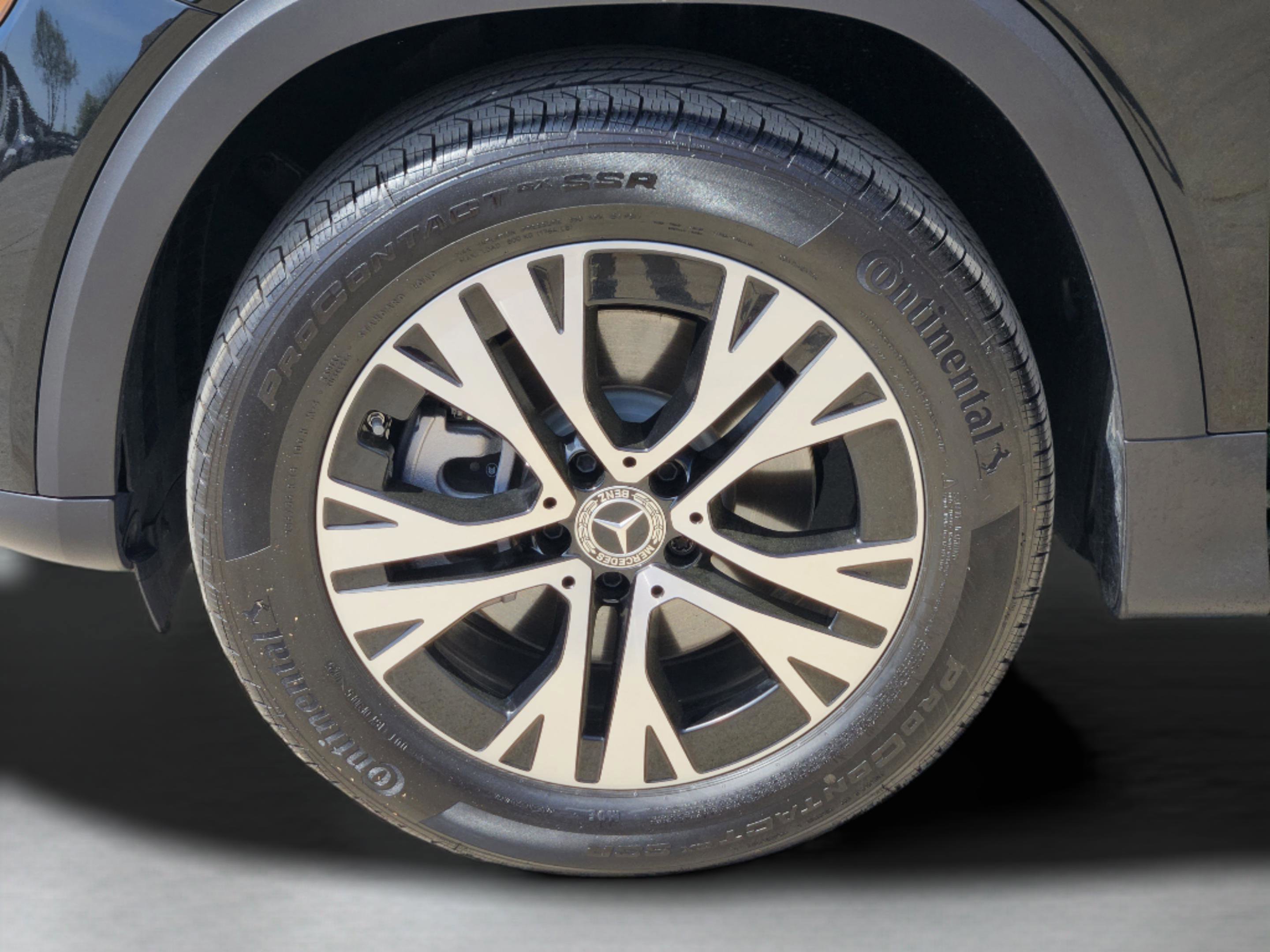 Certified 2026 Mercedes-Benz GLB 250 image 30